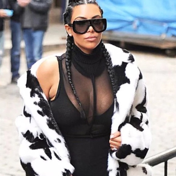 Oversized Black Sunglasses - Picture 4 of 7